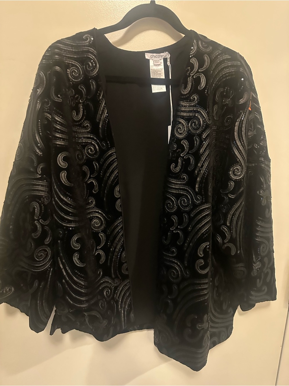 Chico’s Embellished Velvet Short Kimono Ruana – L/XL – NWT